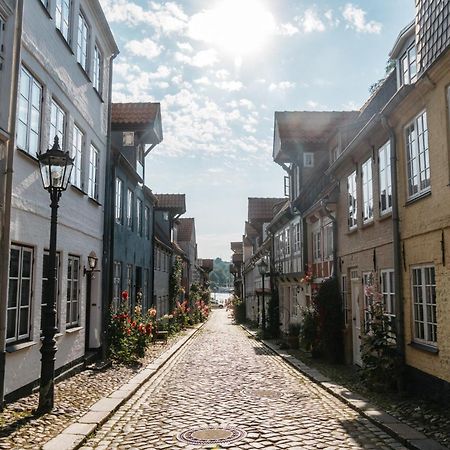 Grosses Apartment Mit 2 Balkonen Zentral Am Nordertor Flensburg Eksteriør bilde